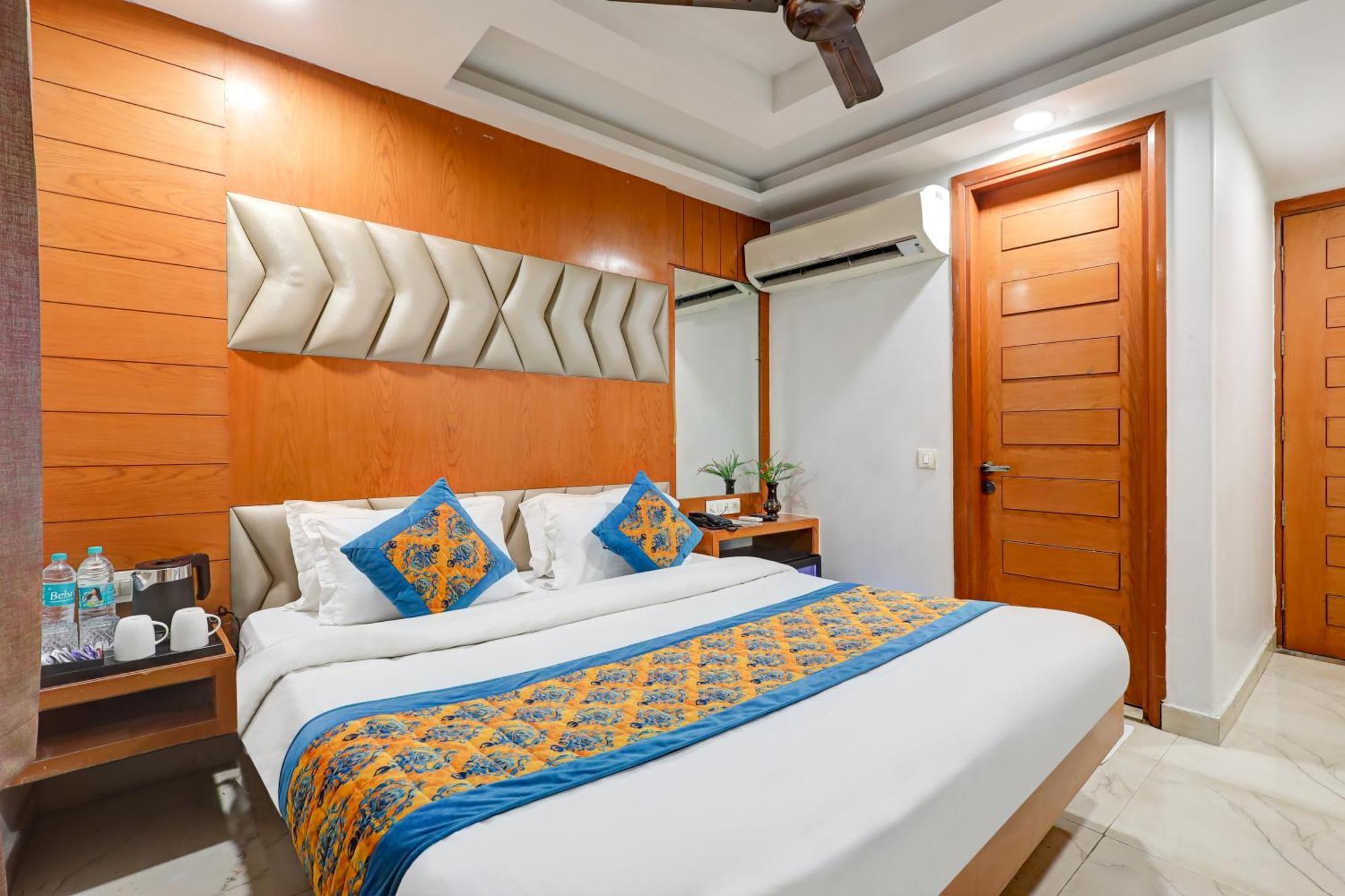 Tg Tashkent Palace Hotel 3*