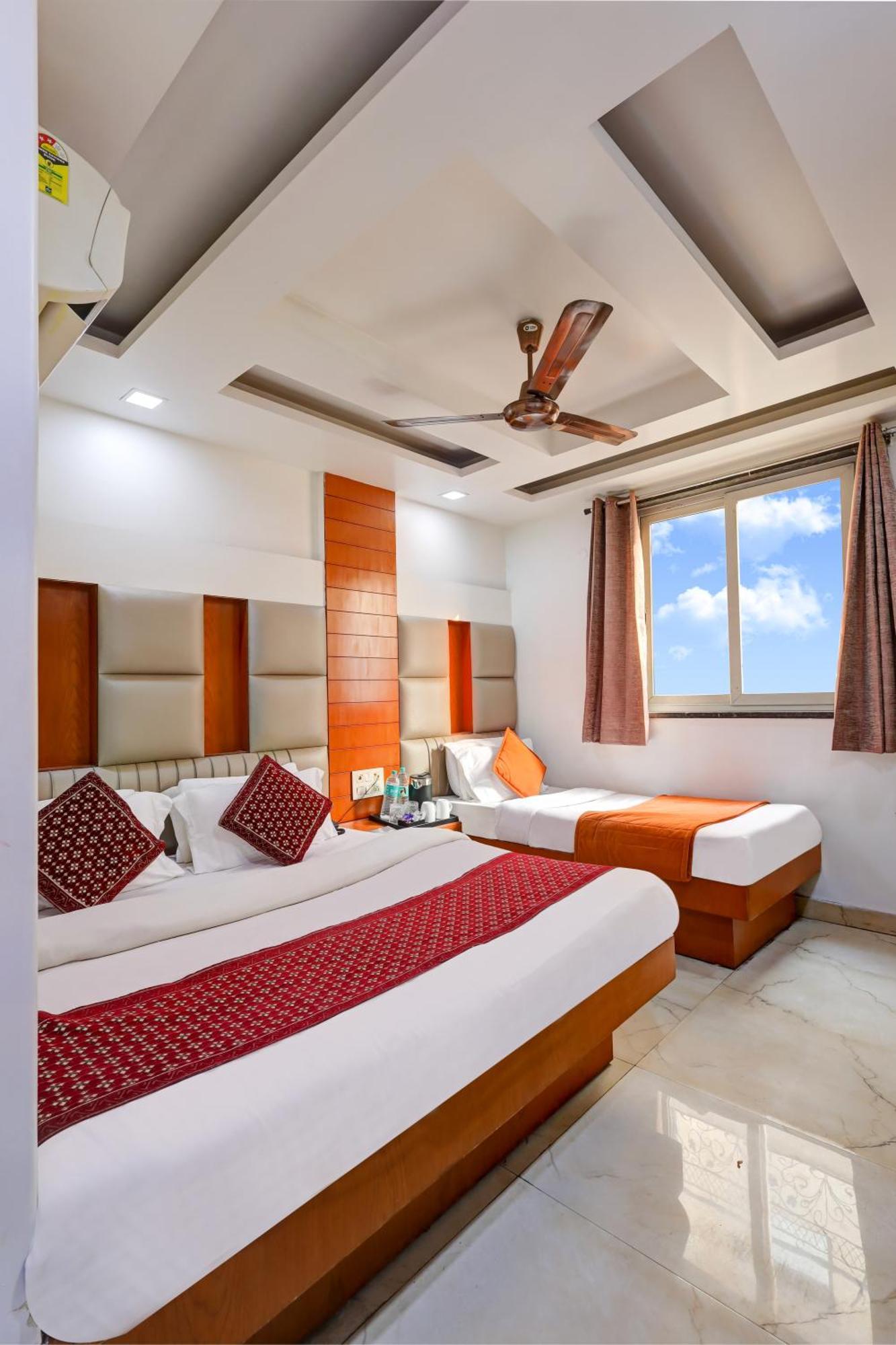 Tg Tashkent Palace 3*